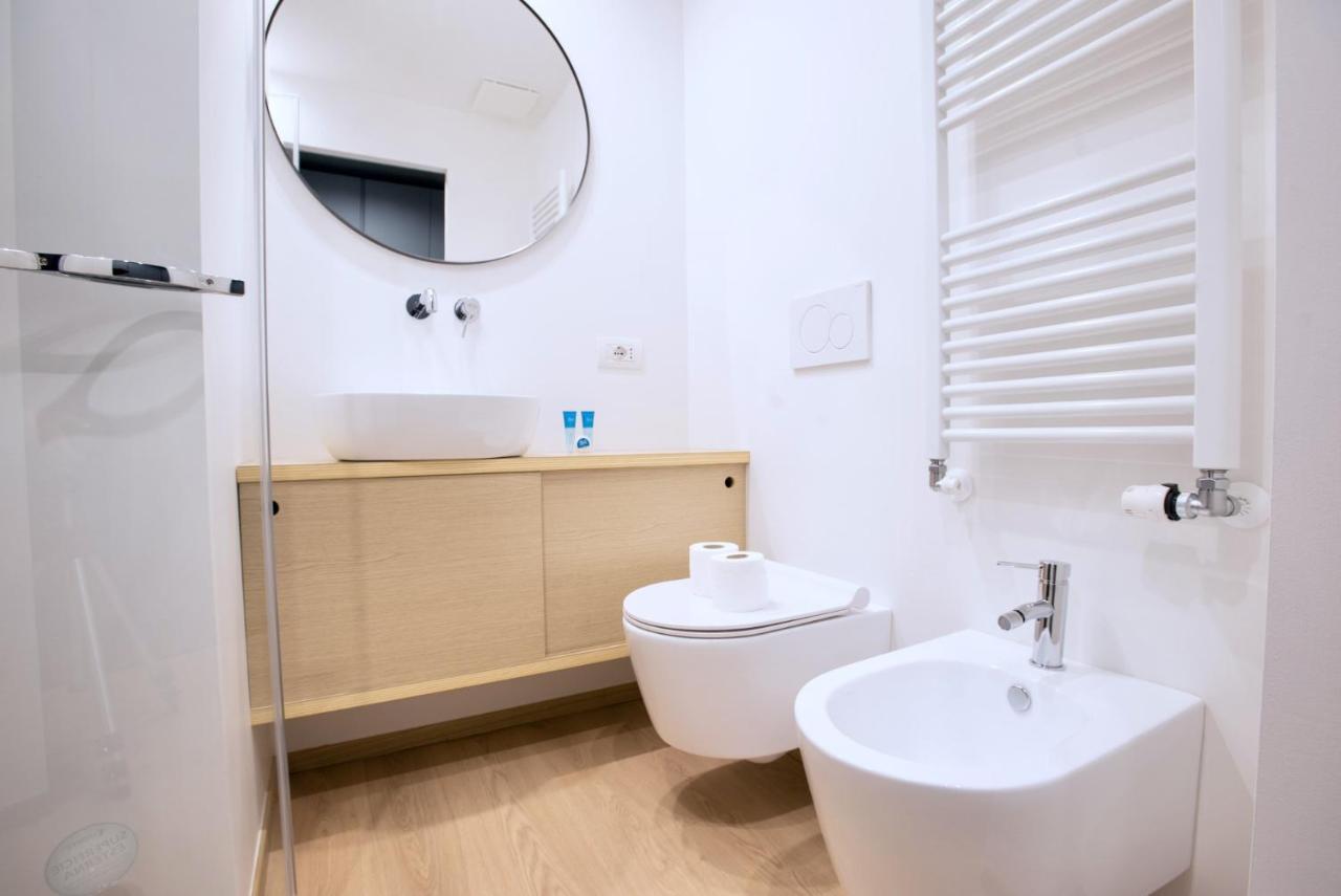 Easylife - Lusso E Tradizione In Sant'Ambrogio Apartamento Milão Exterior foto